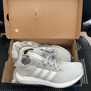 Adidas Swift Run X